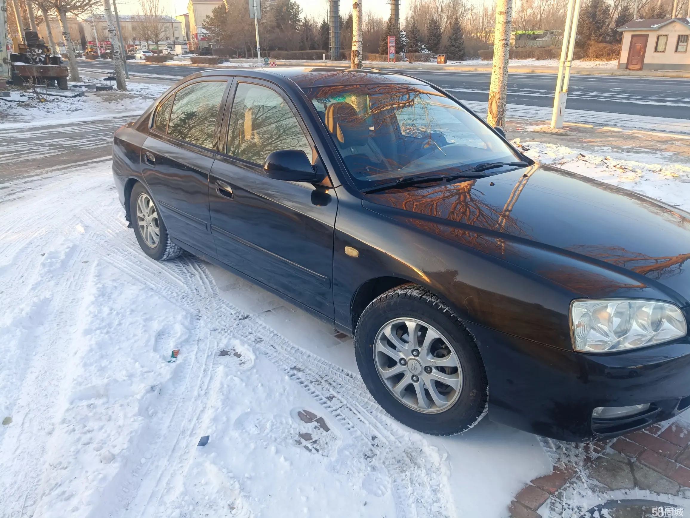 Hyundai Elantra 2010 #3 Hyundai Elantra 2010 car image #3