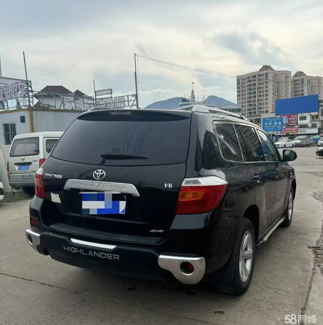 Toyota Highlander 2011 immagine di auto #3