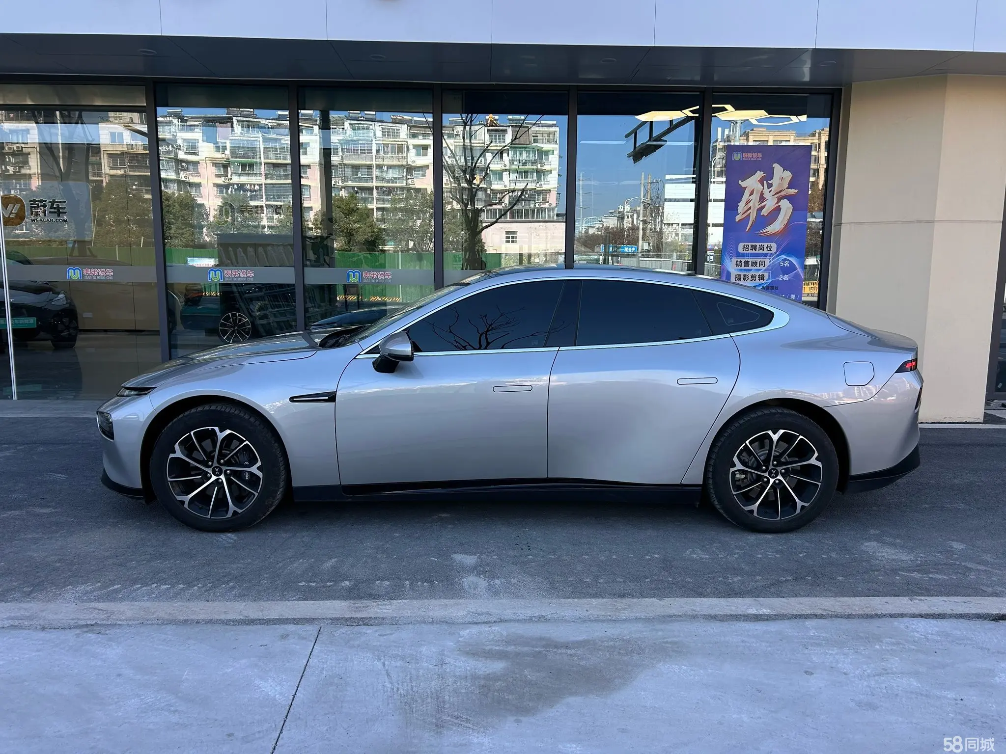 Xpeng P7 2022 immagine di auto #3