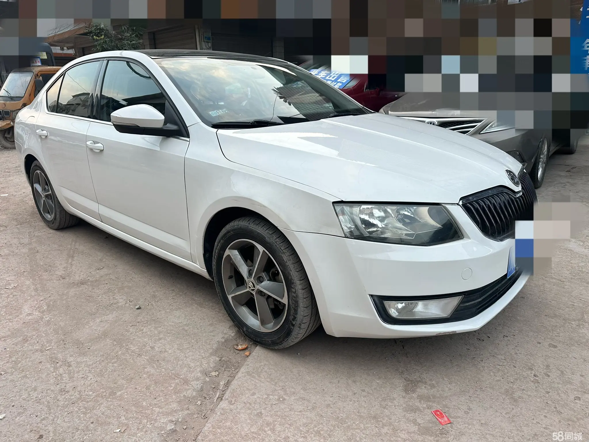 Skoda Octavia 2016 car image #3