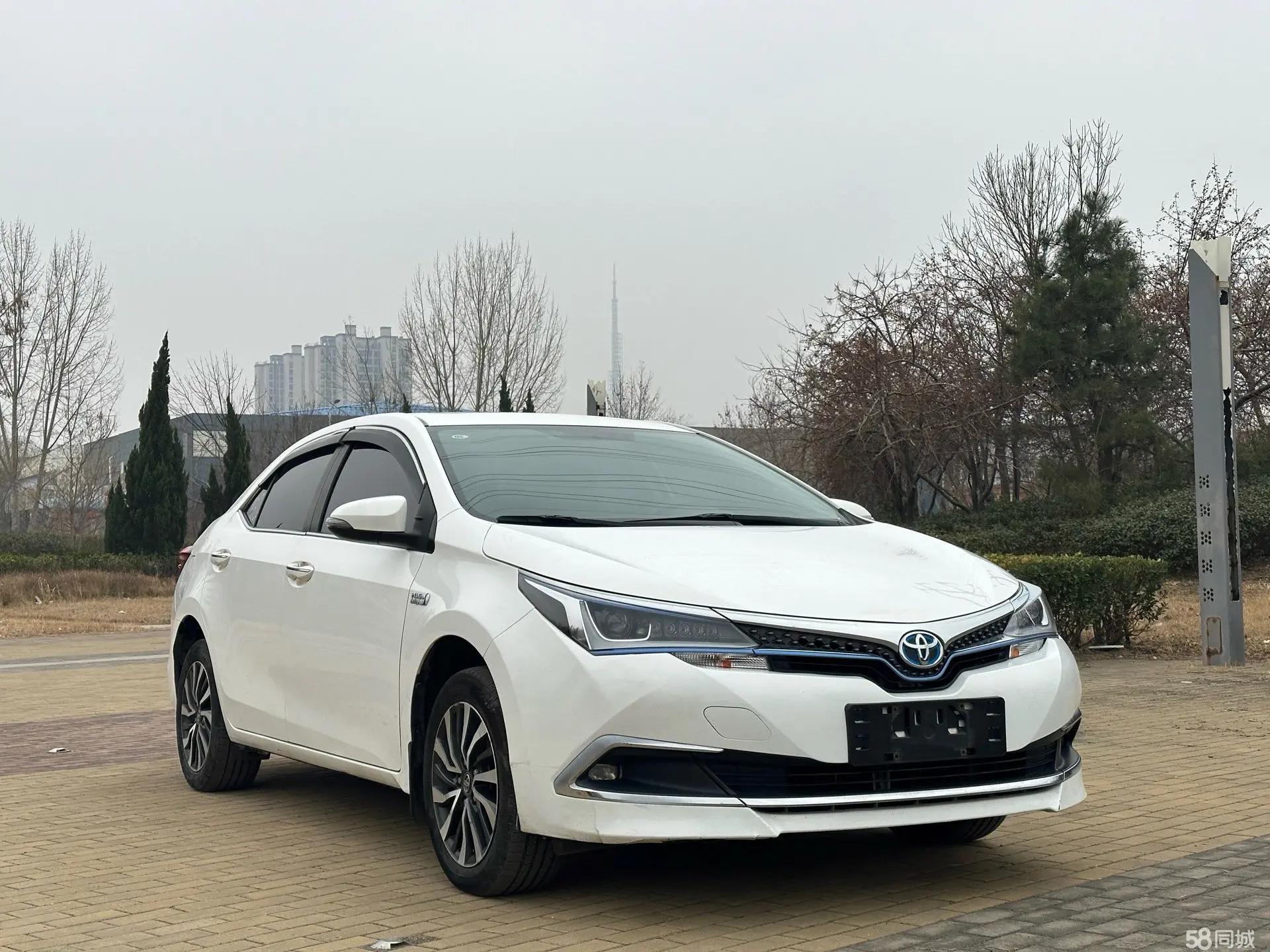 Toyota Corolla Hybird E+ 2021 car image #3