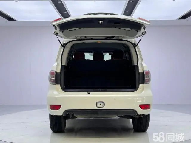 日产 途乐 2017 汽车图片 #3