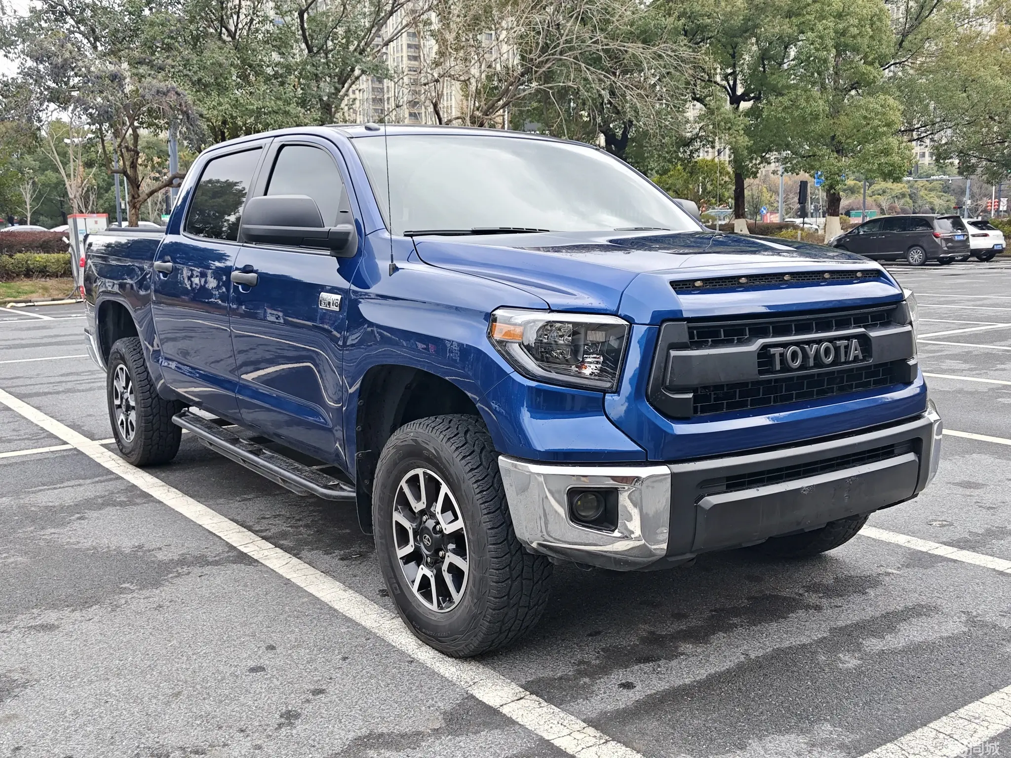 Toyota Tundra 2014 car image #3