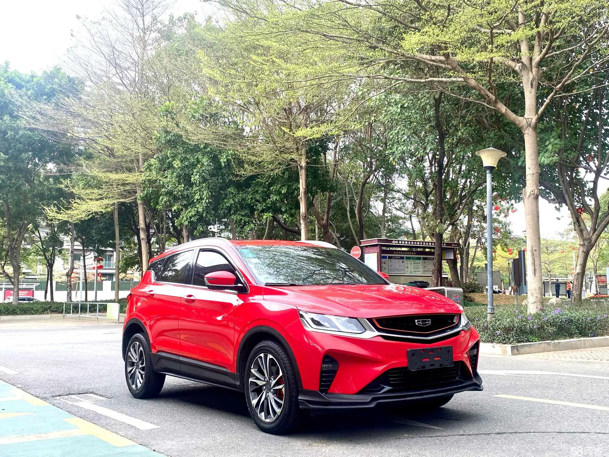 GEELY Coolray 2019 car image #3