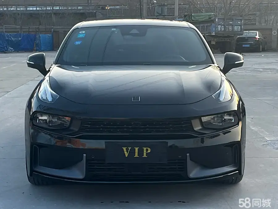 Lynk & Co 03 2018 car image #3