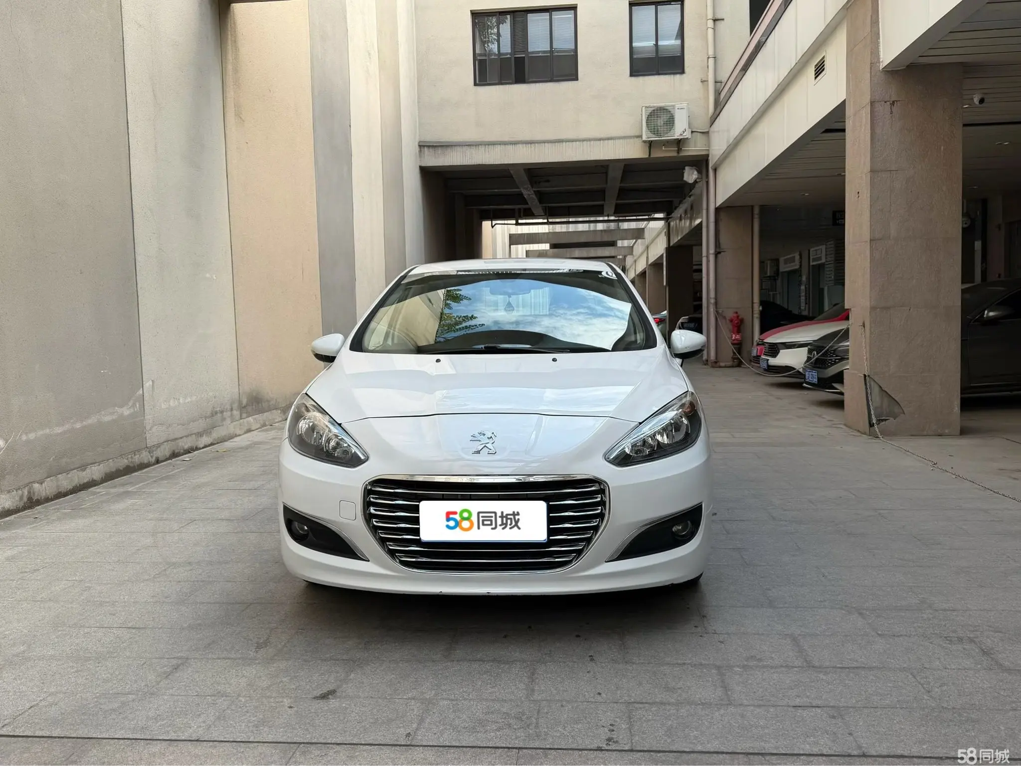 标致 标致308 2013 汽车图片 #3