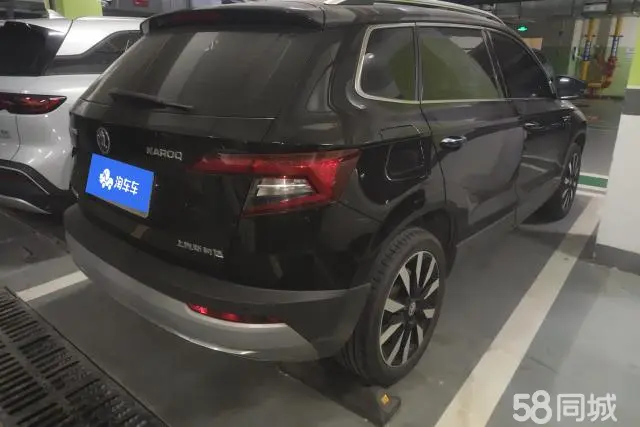Skoda Karoq 2018 car image #3