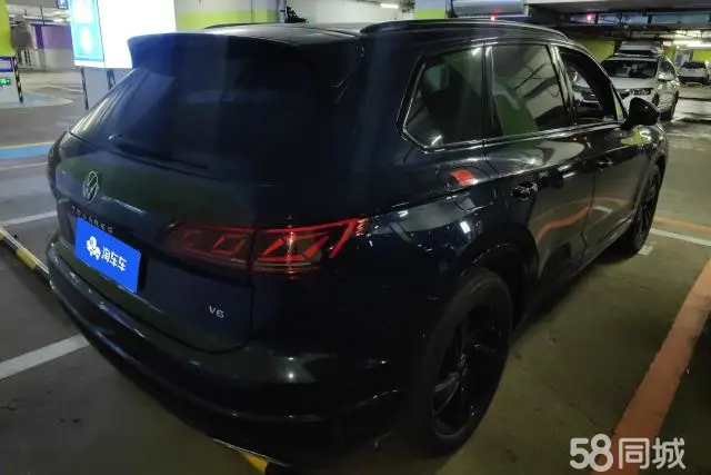 Volkswagen Touareg 2023 car image #3