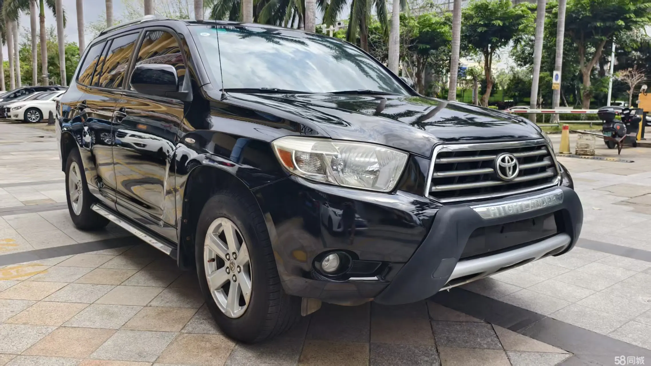 Toyota Highlander 2010 car image #3