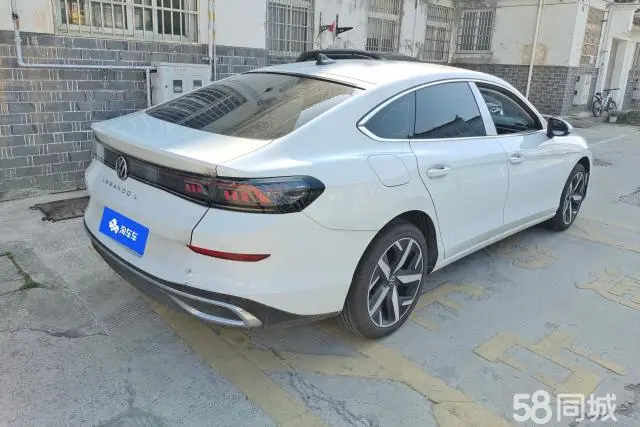 Volkswagen Lamando 2025 car image #3