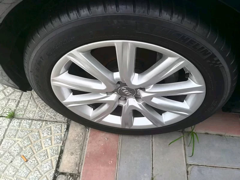 Audi A6L e-tron 2013 imagen de coche #3