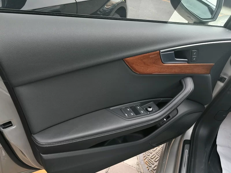 Audi A4L 2020 immagine di auto #3