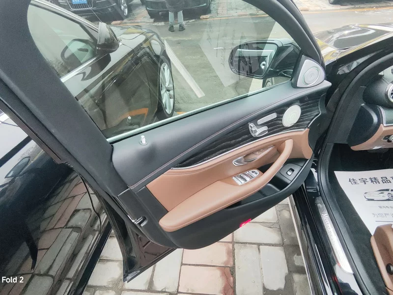 Mercedes-Benz E Class 2022 car image #3