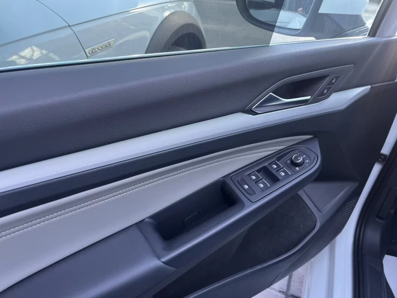 Volkswagen Golf 2021 изображение автомобиля #3