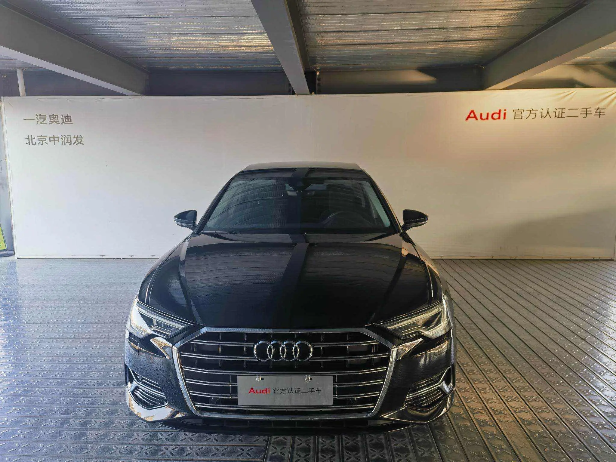 Audi A6L 2023 #3 Audi A6L 2023 صورة سيارة #3
