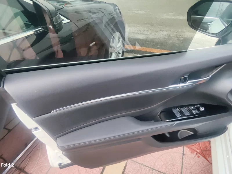 Toyota Camry 2022 car image #3