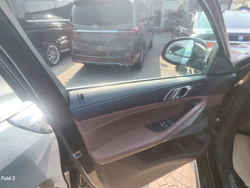 BMW X6 2020 immagine di auto #3