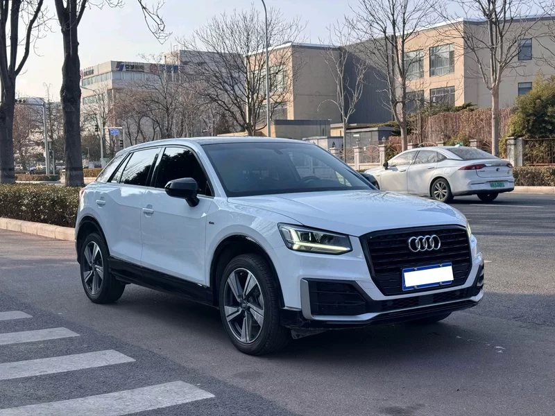 Audi Q2L 2020 immagine di auto #3