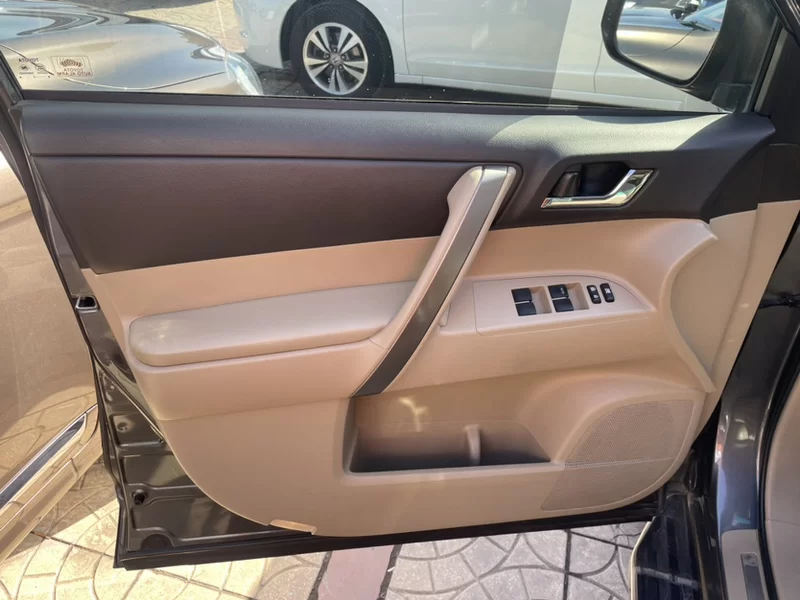 丰田 汉兰达 2012 汽车图片 #3