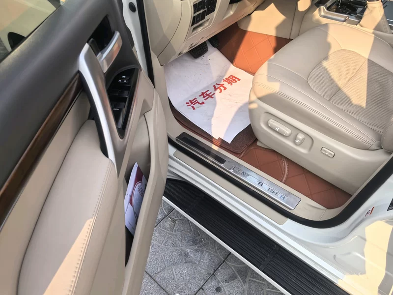 Toyota 2018 car image #3