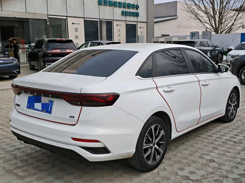 GEELY Emgrand 2022 #3 GEELY Emgrand 2022 car image #3
