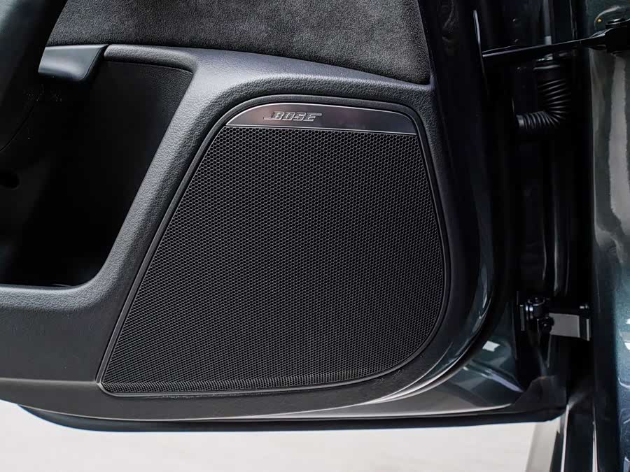 Audi RS 6 2019 car image #12