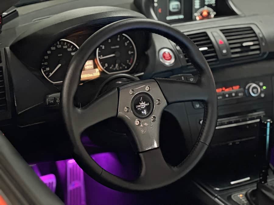 BMW 1 Series (Imported) 2011 car image #12