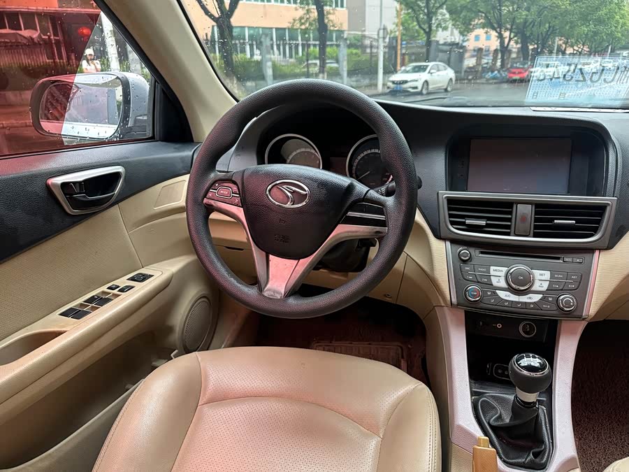 Soueast V5 Lingzhi 2013 #12 Soueast V5 Lingzhi 2013 car image #12