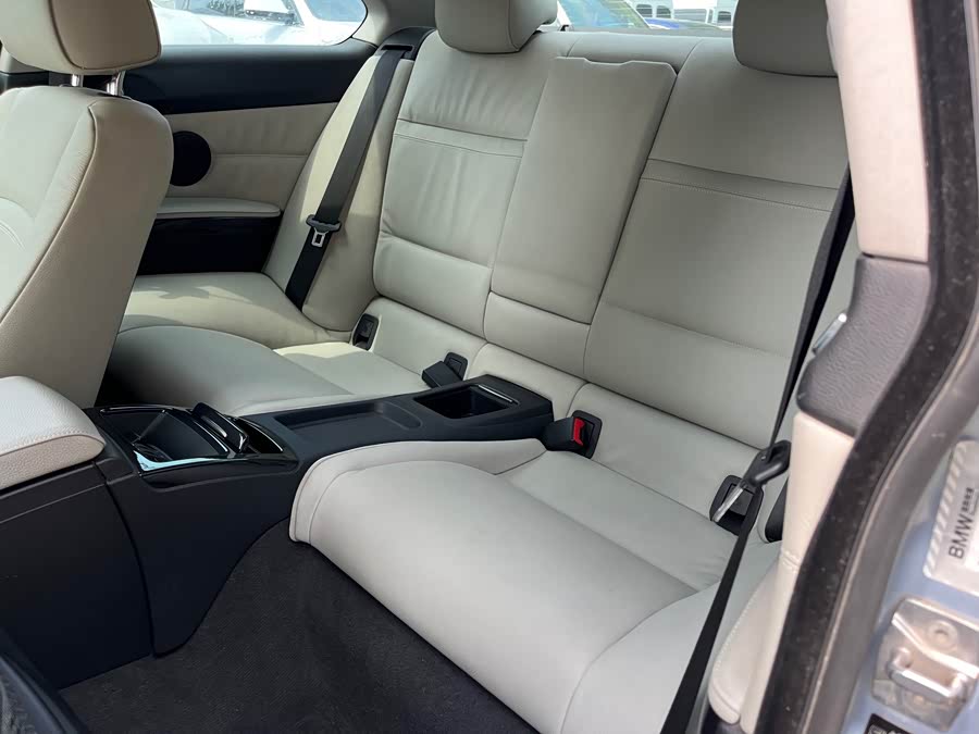 BMW 3 Series (Imported) 2009 car image #12