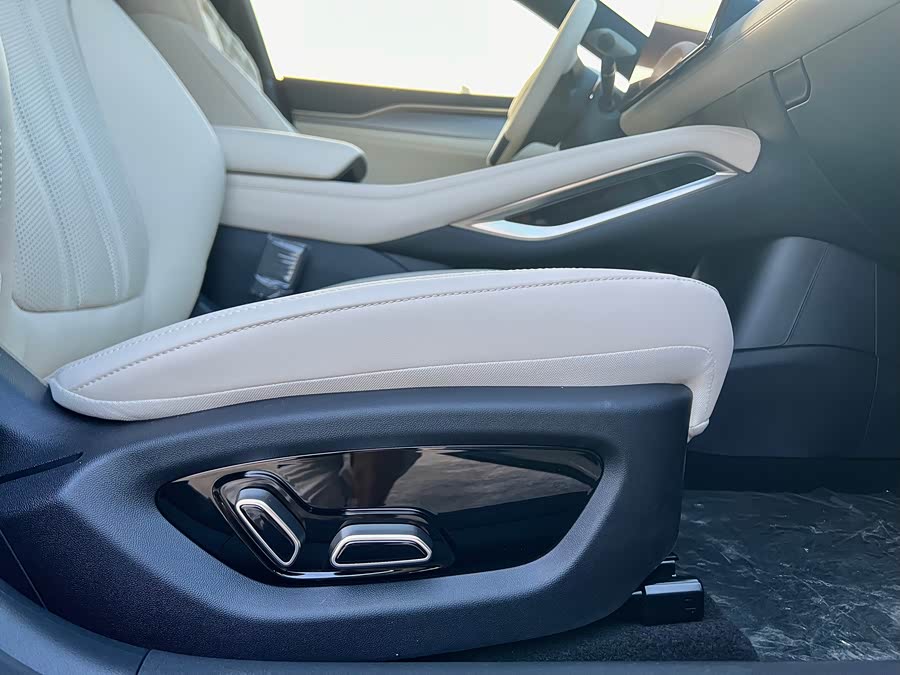 BYD SongL EV 2024 car image #12