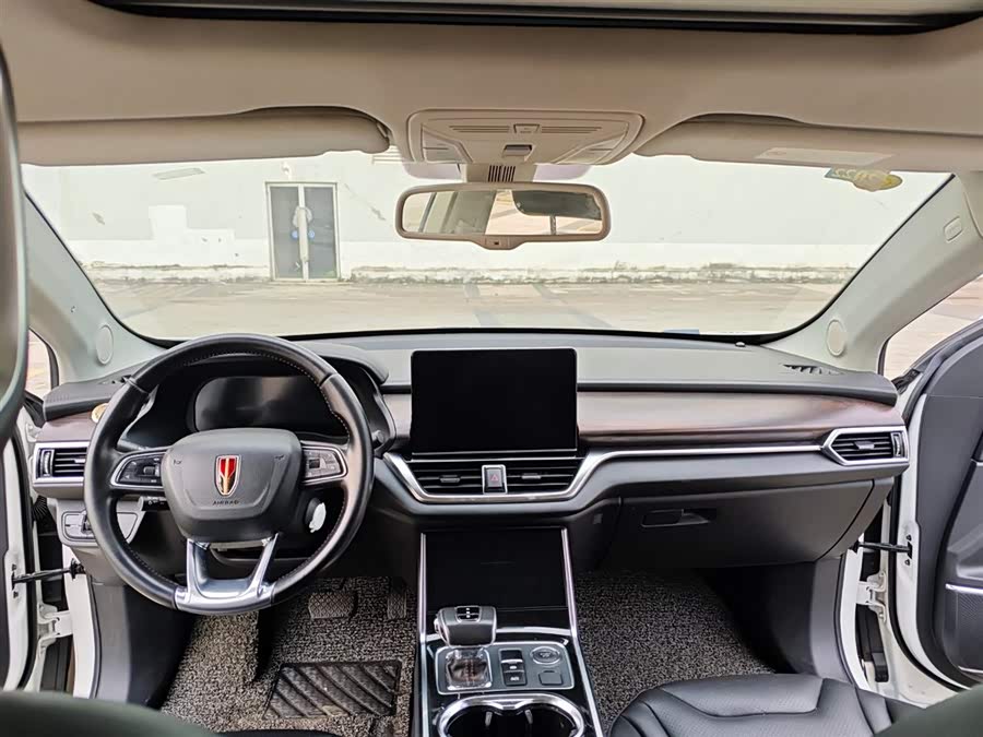 HongQi E-HS3 2019 #12 HongQi E-HS3 2019 car image #12