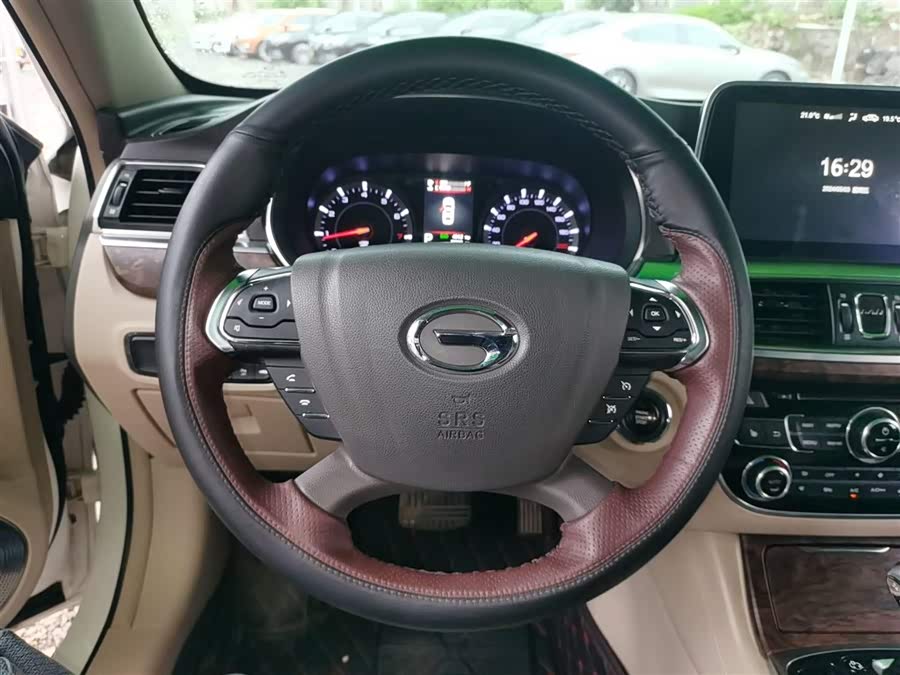 GAC Trumpchi GA8 2017 car image #12