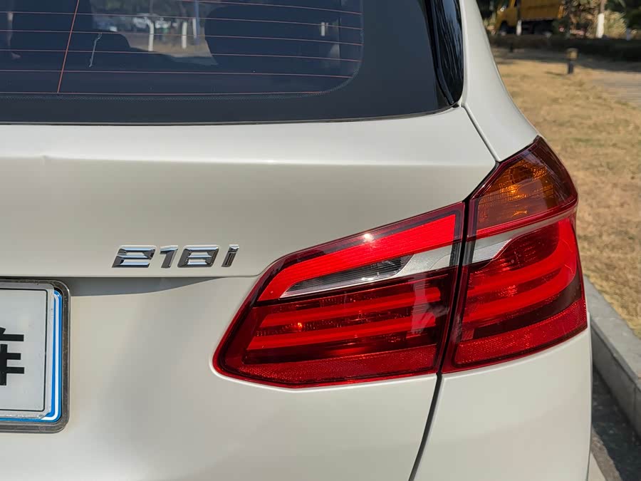 BMW 2 Series Tourer 2019 car image #12