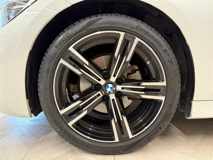 BMW i4 M50 2022 #12 BMW i4 M50 2022 car image #12