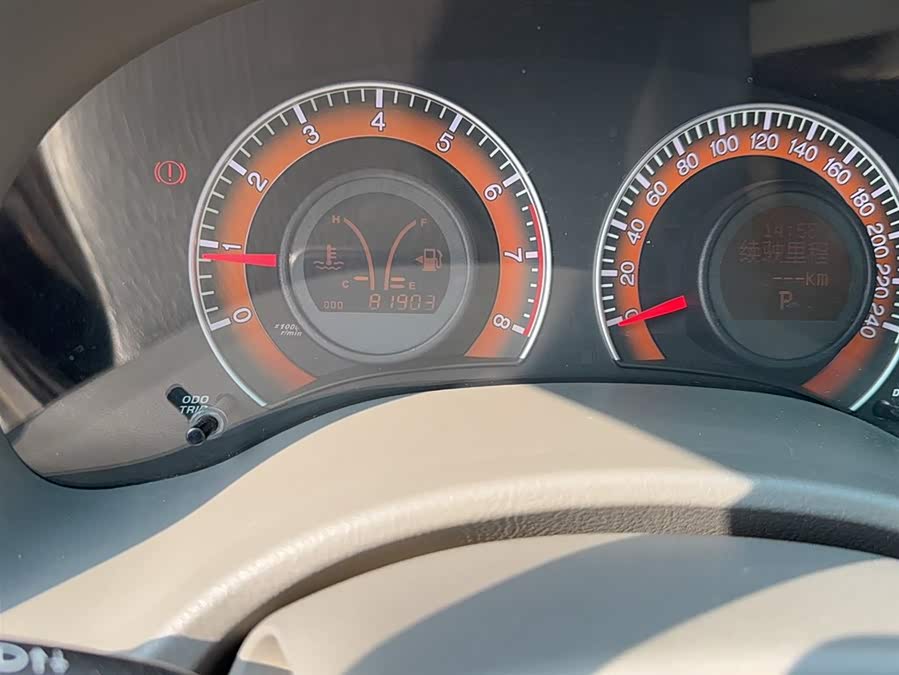 BYD L3 2013 car image #12