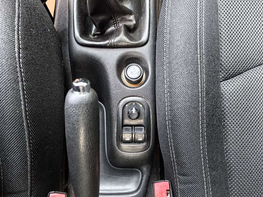 标致 标致207 2010 汽车图片 #12