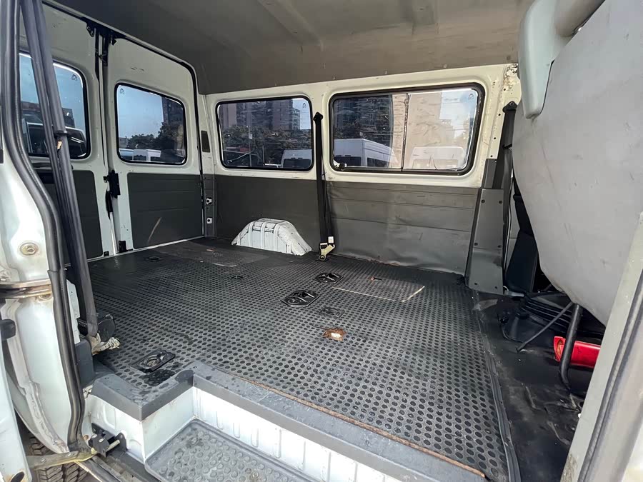 Ford Transit Classic 2016 car image #12