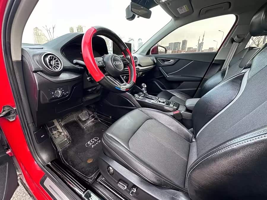 Audi Q2L e-tron 2019 #12 Audi Q2L e-tron 2019 imagen de coche #12