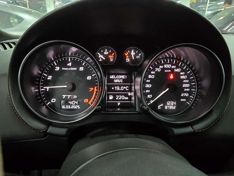 Audi TTS 2014 #12 Audi TTS 2014 car image #12