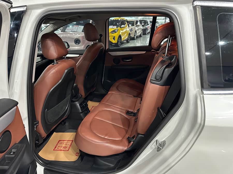 BMW 2 Series Gran Tourer 2017 car image #12