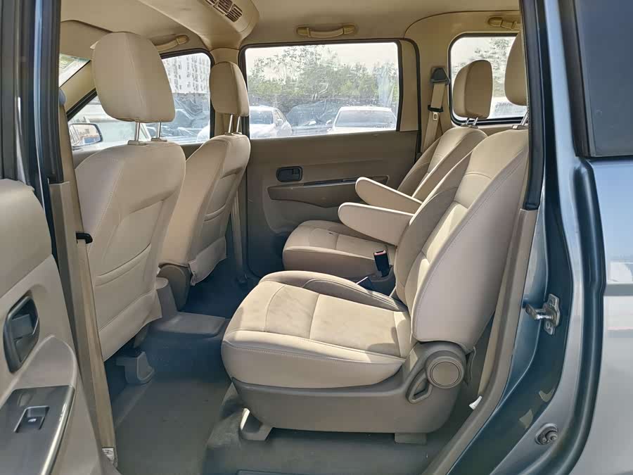 五菱汽车 五菱宏光 2014 汽车图片 #12