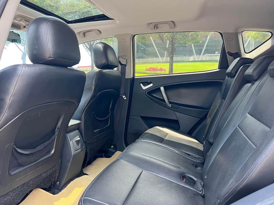 GEELY GX7 2013 car image #12