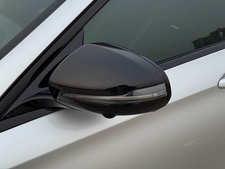 Mercedes-Benz E AMG 2019 immagine di auto #12