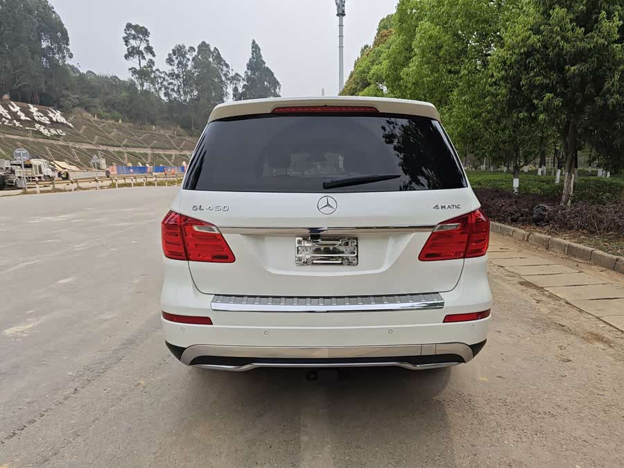 Mercedes-Benz GL Class 2016 immagine di auto #12