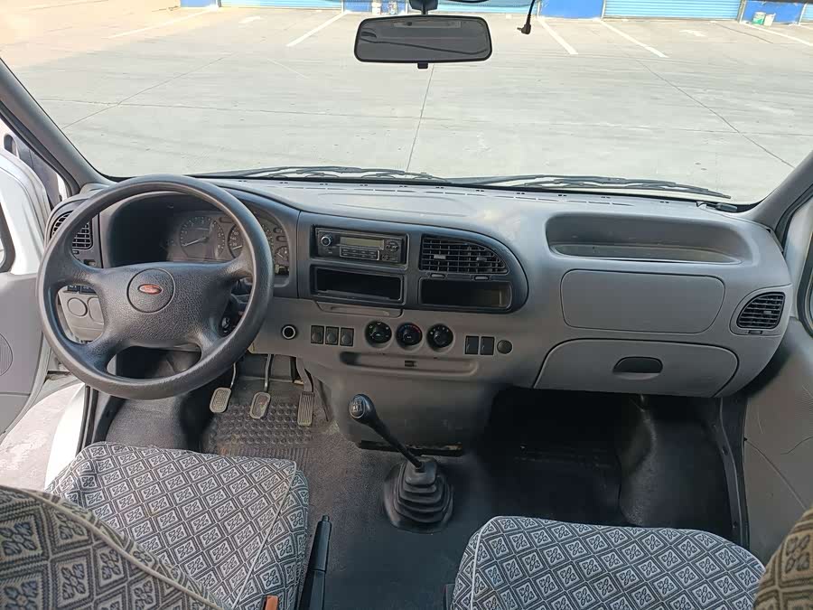 Ford Transit Classic 2016 car image #12