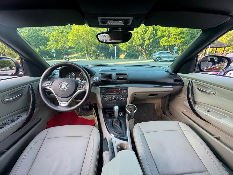 BMW 1 Series (Imported) 2012 car image #12