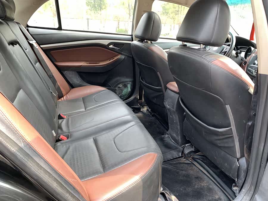 BYD G5 2015 car image #12