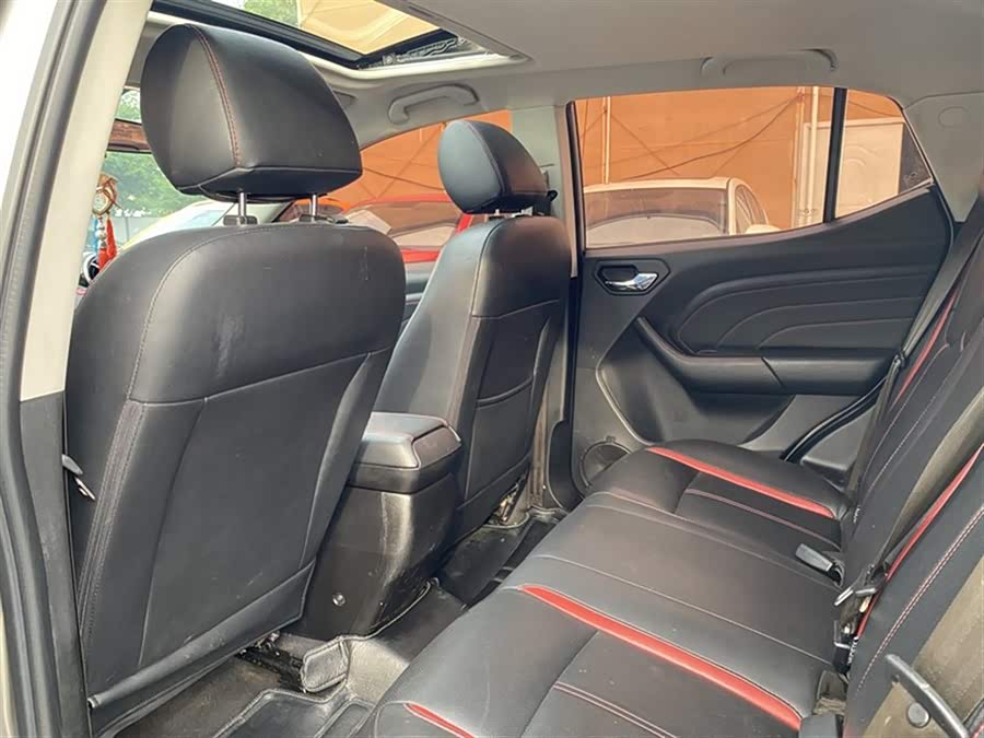 Soueast DX3 2017 #12 Soueast DX3 2017 imagen de coche #12