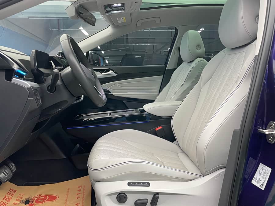 Volkswagen ID.6 X 2021 car image #12