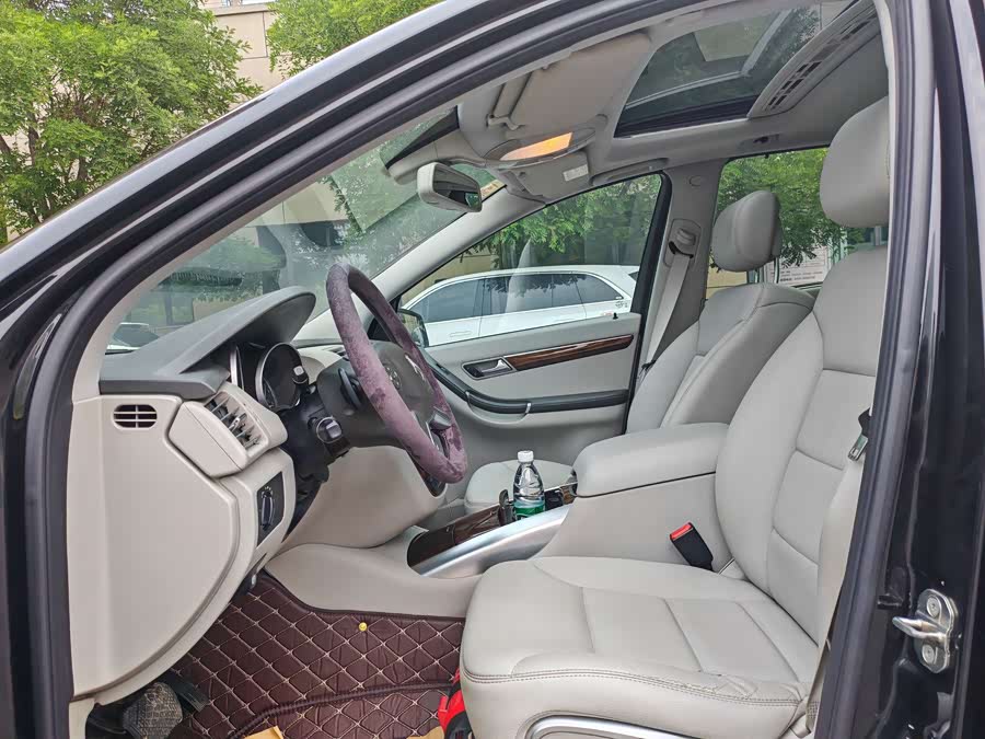 Mercedes-Benz R Class 2012 #12 Mercedes-Benz R Class 2012 car image #12